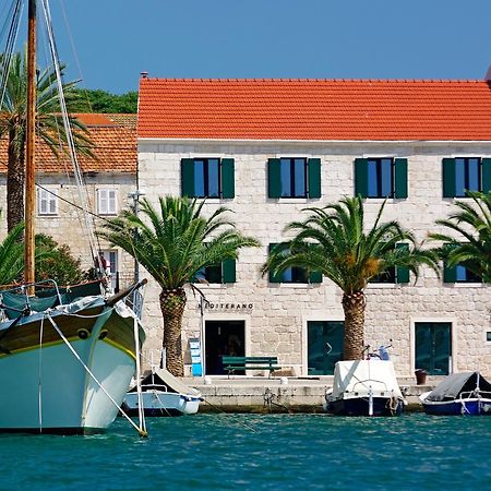 Boutique Rooms Kastel Ismaeli Vela Luka Esterno foto